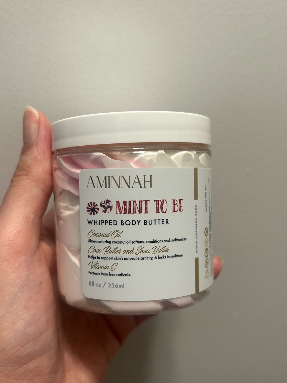 AMINNAH Mint To Be Whipped Body Butter - Pink & White